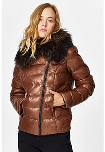 Утепленная кожаная куртка с отделкой мехом енота La Reine Blanche 351784