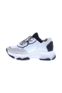 Sneakers Bronx 6070654