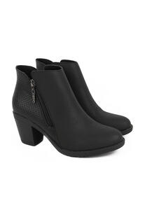 ankle boots Chika10 6030079