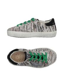 Низкие кеды и кроссовки GOLDEN GOOSE DELUXE BRAND 11469526eh