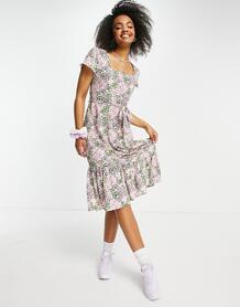Платье миди с цветочным принтом, завязкой на талии и оборкой по нижнему краю -Фиолетовый цвет QED London 11583908