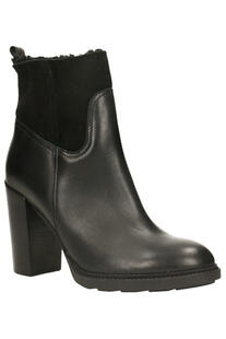 short boots GINO ROSSI 5549103