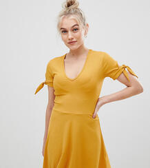 Желтое платье в рубчик с завязками на рукавах Miss Selfridge Petite 1357444