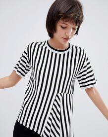 Асимметричная футболка в черно-белую полоску Monki - Черный 1292554