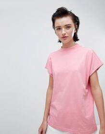 Розовая футболка с высоким воротником Weekday - Розовый 1289743