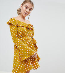 Приталенное платье в горошек Boohoo Petite - Желтый 1276080
