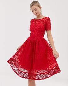 Красное премиум-платье для выпускного с кружевом Chi Chi London 1259318