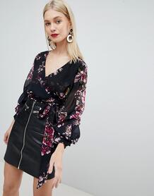Блузка с цветочным принтом и оборкой Lipsy - Мульти 1240678