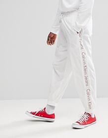 Джоггеры с фирменной полосой Calvin Klein Jeans - Белый 1204321