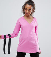 Топ с длинными рукавами и открытой спиной ASOS PETITE - Розовый 1106791