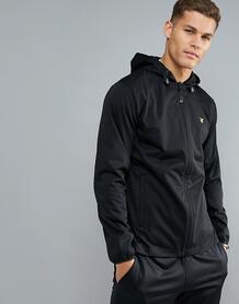 Черная куртка для бега с капюшоном Lyle & Scott Fitness Bennett 1139885