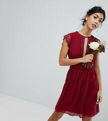 Платье миди с кружевной отделкой TFNC Petite WEDDING - Красный 1131662