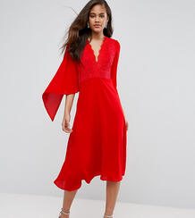 Приталенное платье миди с кейпом и кружевом John Zack Tall - Красный 1066718