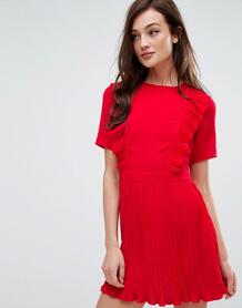 Плиссированное платье с оборками Fashion Union - Красный 989969