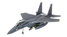 Самолет F-15E Strike Eagle & Bombs Revell 734772