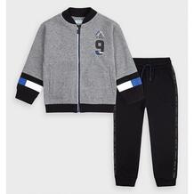Комплект для мальчика: куртка и брюки 4818 Mayoral 953017