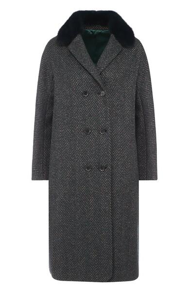 Двубортное пальто с меховым воротником Kiton 4412015
