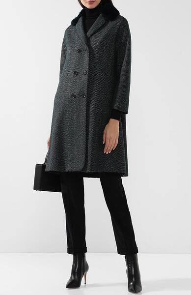 Двубортное пальто с меховым воротником Kiton 4412015