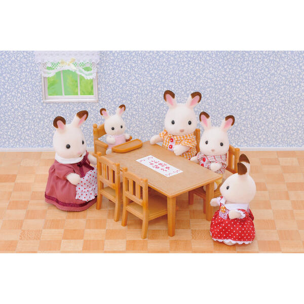 Набор "Обеденный стол с 5 стульями" Sylvanian Families Эпоха Чудес 2328097