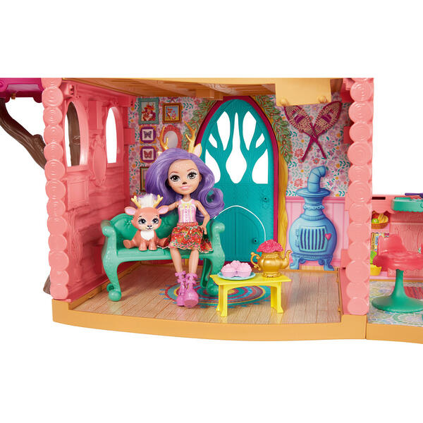 Набор с куклой Enchantimals "Домик Данессы Оленни" Mattel 8422411