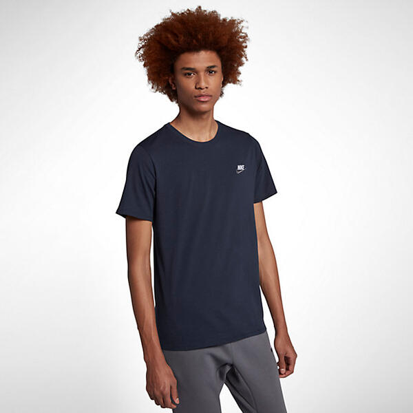Мужская футболка Nike Sportswear 