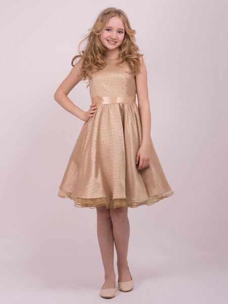 Золотистое платье для девочки
