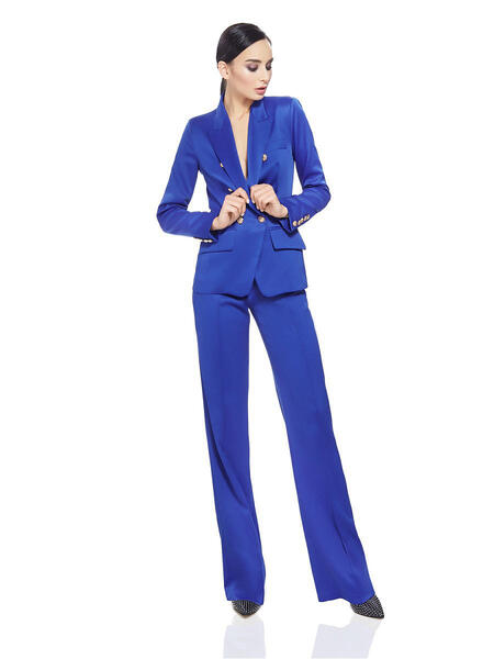 Брючный синий костюм женский образ