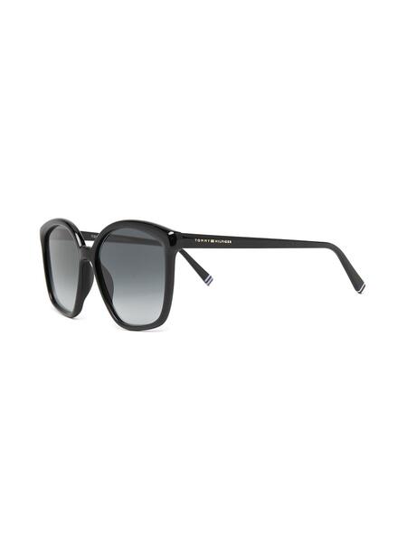 солнцезащитные очки в массивной оправе 'бабочка' Tommy Hilfiger 159014735355
