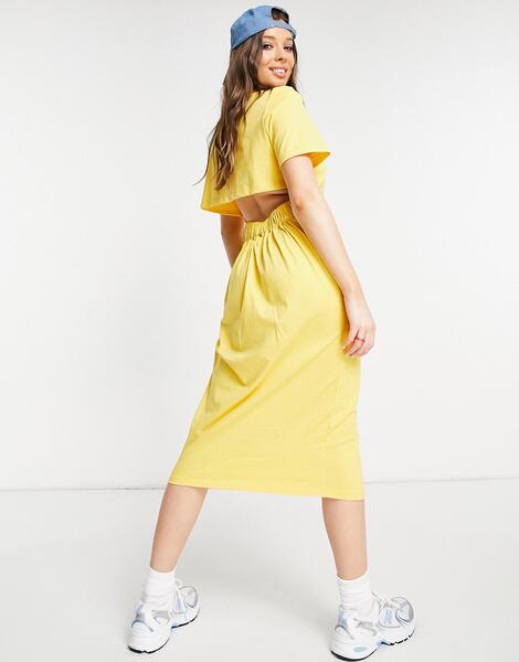 Желтое платье-футболка миди в стиле oversized с вырезом на спине -Желтый ASOS DESIGN 11897108