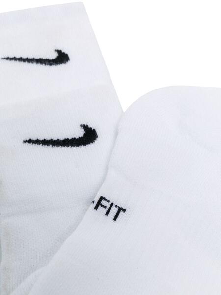 носки с логотипом Nike 1662380476