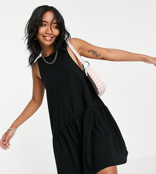 Черное свободное платье без рукавов с V-образным вырезом на спинке Petite-Черный цвет ASOS DESIGN 11476398