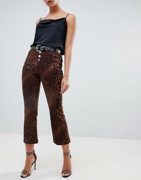 Укороченные расклешенные джинсы с леопардовым принтом Missguided 1346379