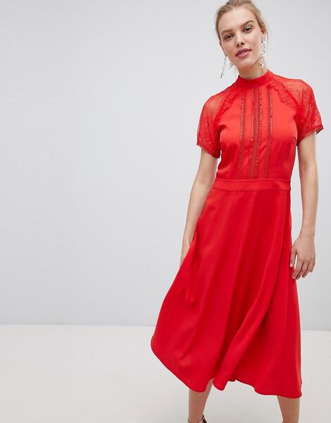 Приталенное платье миди с кружевной отделкой Liquorish - Красный 1286720