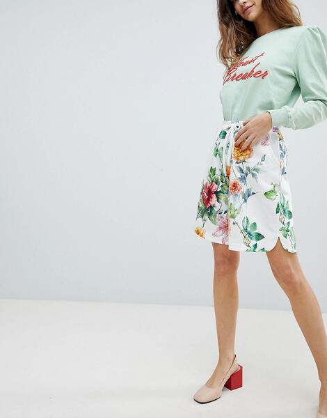 Удлиненные шорты с цветочным принтом Soaked In Luxury - Белый 1265876