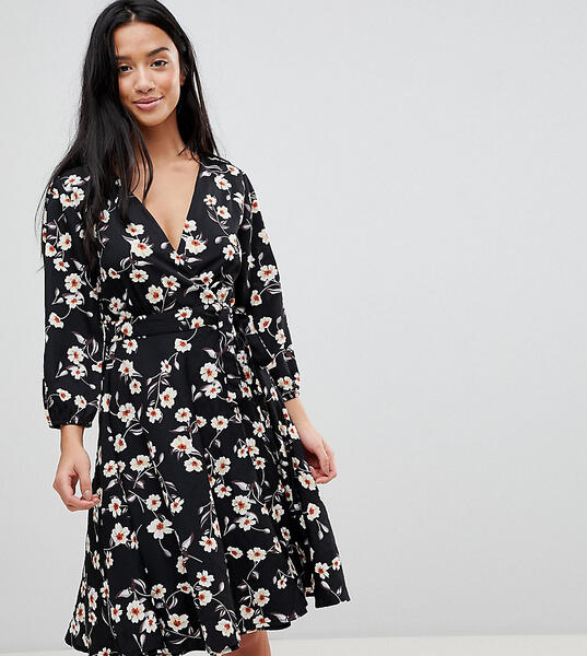 Платье с запахом и цветочным принтом Yumi Petite - Черный 1208120