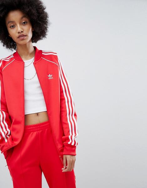 Красная спортивная куртка с тремя полосами adidas Originals adicolor 1164592