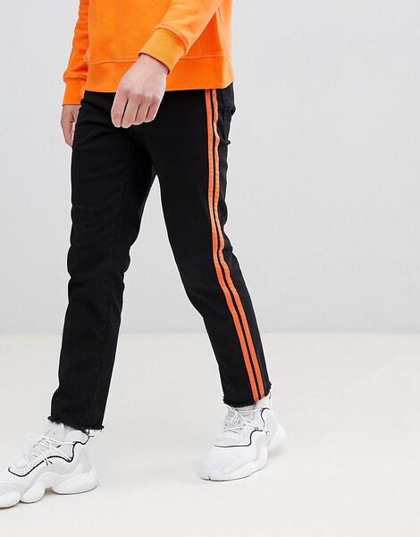 Черные укороченные джинсы узкого кроя с оранжевыми полосками по бокам ASOS DESIGN 1128816