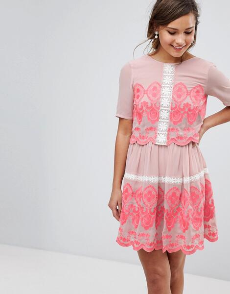 Двухслойное платье мини с вышивкой ASOS PREMIUM - Розовый ASOS DESIGN 989040